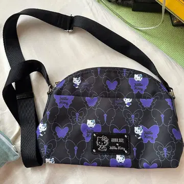 ANNA SUI 헬로키티 숄더백