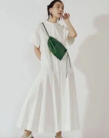 Ance 리드 숏 케이프 셔츠 원피스 화이트 38. 미사용