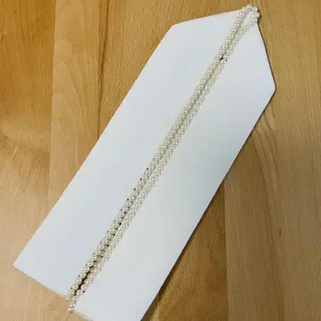 겹카라 화이트 펄 장식