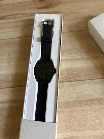 아디다스 블랙 아날로그 손목시계 미사용