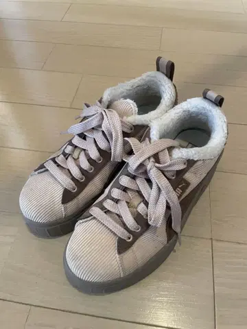 푸마 MAYZE WEDGE WNS CORDUROY ATMOS 23cm
