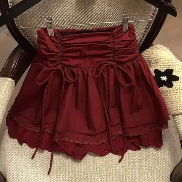 와인 레드 플레어 스커트