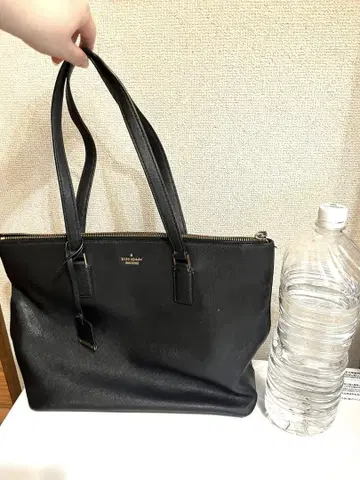 kate spade 블랙 토트백 중형