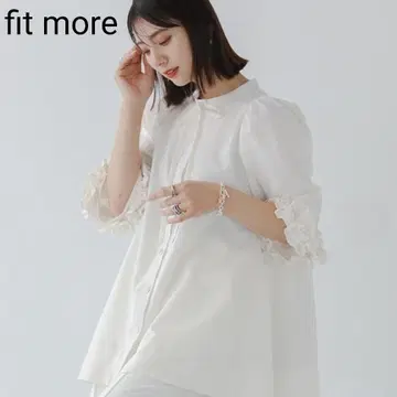새상품급 핏모어 볼륨 프릴 슬리브 블라우스 화이트 화이트