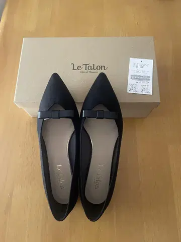 가격 인하 OK Le Talon 스틸레토 플랫 슈즈 23.5 블랙