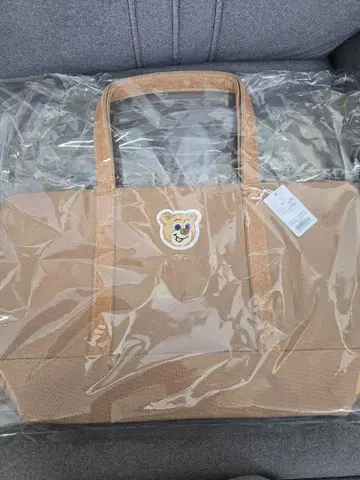 라브라리 바이 페이러 올드 테디 와펜 토트백 베이지