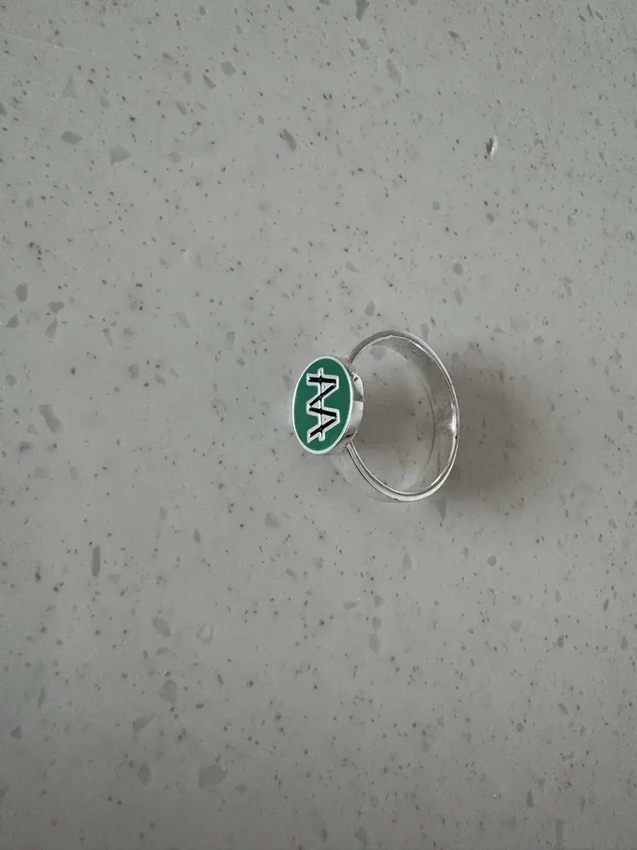 Peaceminusone Ring #2 Silver