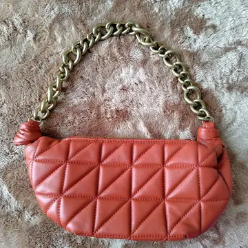 새상품급 ZARA 리얼 가죽 크레센도 스티치 숄더백