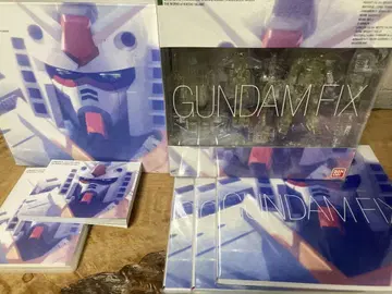 GUNDAM FIX BOX 건담 한정판/정가 19800엔