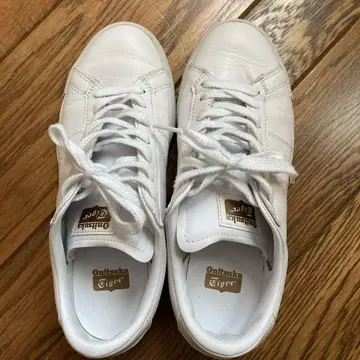 오니츠카타이거 24cm 스니커즈