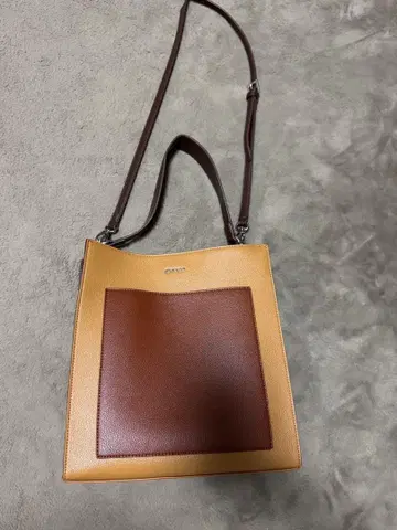 EMODA 가죽 숄더백