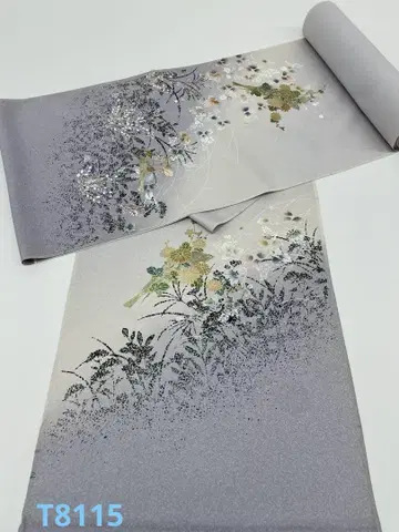 부착 장식 금색 문양 순수 실크 옷감