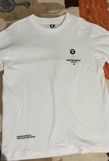 AAPE NOW 화이트 롱 티셔츠 M 사이즈