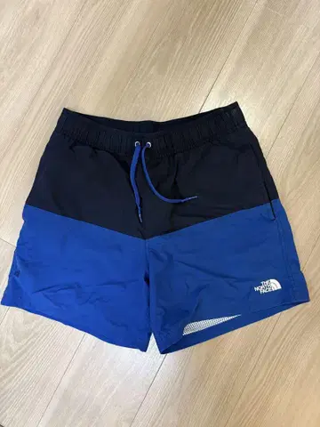 THE NORTH FACE M 사이즈 숏팬츠 블랙/파랑