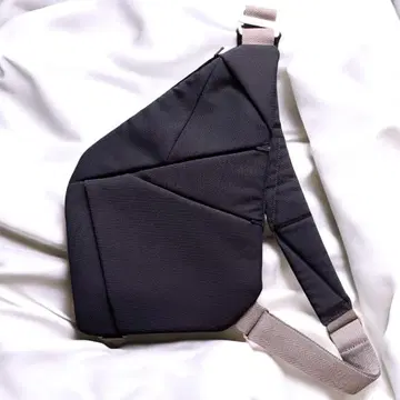 레어 새상품급 정가 36000엔 Baggizmo 슬링 백 원숄더