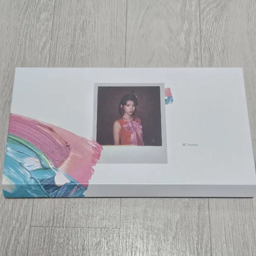 IU | 아이유 Iu Palette album (full set, includes photocard