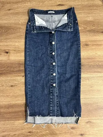 SLY JEANS 다크 블루 타이트 스커트