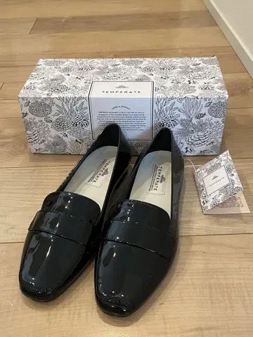 TEMPERATE 로퍼 TESS 39(24.0cm)