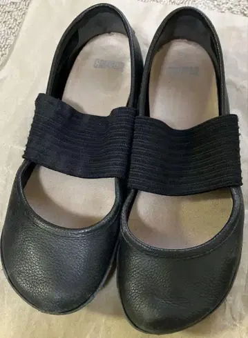 Camper 사이즈 35 플랫 슈즈 블랙 22.5cm