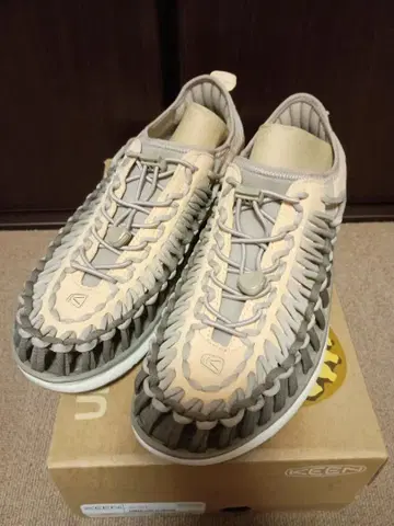 새상품급! 빅 사이즈! KEEN UNEEK02 라이트 브라운 30cm