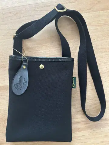새상품급 Brady NITONELLA MINI 블랙