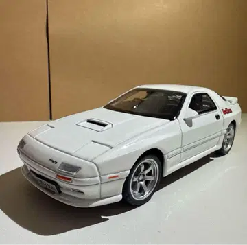 마쓰다 RX-7 FC3S 1/32 화이트 타카하시 료스케