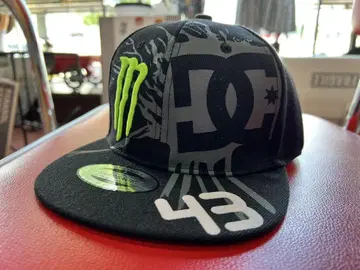 DC MONSTER ENERGY 캡 43 사이즈