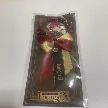 Knight the J"A"ckpot B상 캔뱃지가 포함된 로제트 바우