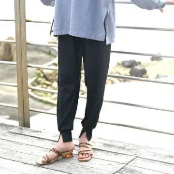 미사용 새상품 택 포함 데일리 래쉬가드 앤잇 블랙 조거 팬츠 L