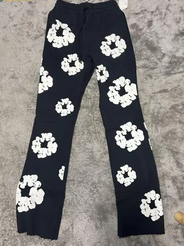 denim tears readymade 스웨트 팬츠 플레어