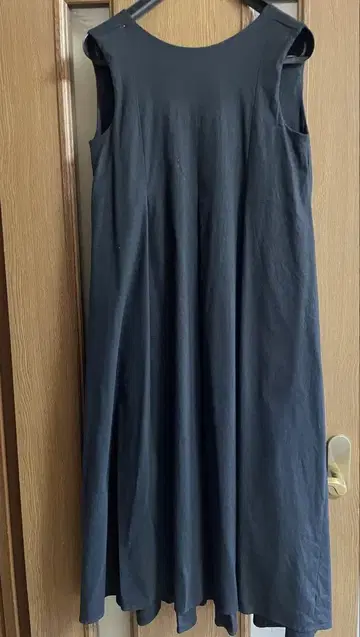 블랙 리본 포함 롱 드레스