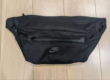 Nike 블랙 바디백