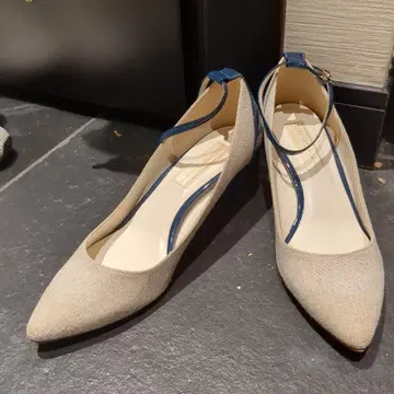 베이지 스트랩 하이힐 5cm 힐