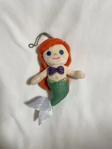 디즈니 아리엘 이츠 아스 월드 봉제 인형 배지