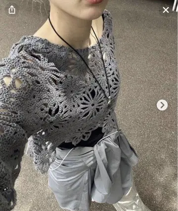 아메리 메디 플라워 세인트 레이스 톱