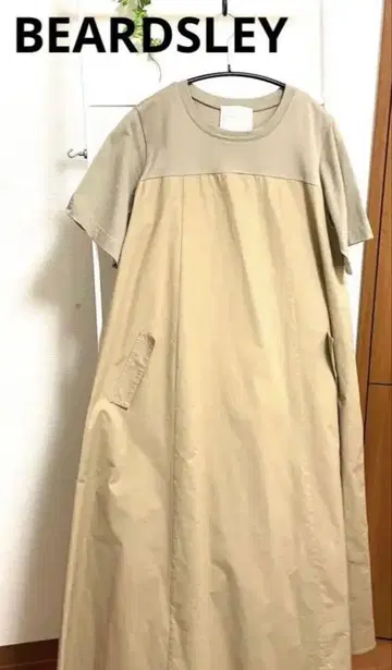 비어즐리 NEW 컷 콤비 원피스 반팔 사이즈 1
