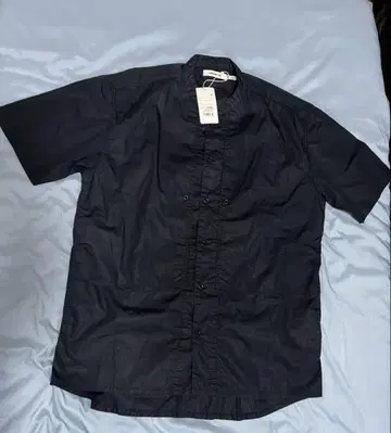 nonnative 블랙 반팔 셔츠