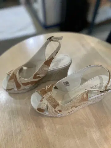 카모플라주 패턴 에스파드리유 샌들