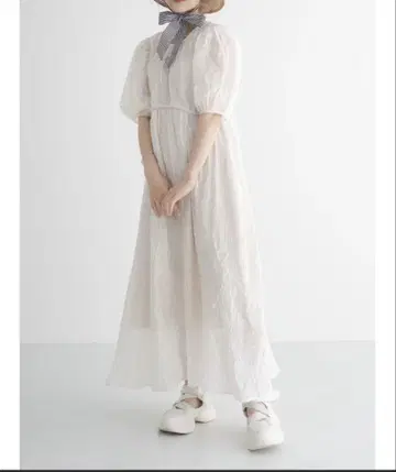 주멜 jumelle wrinkle piping OP 아이보리