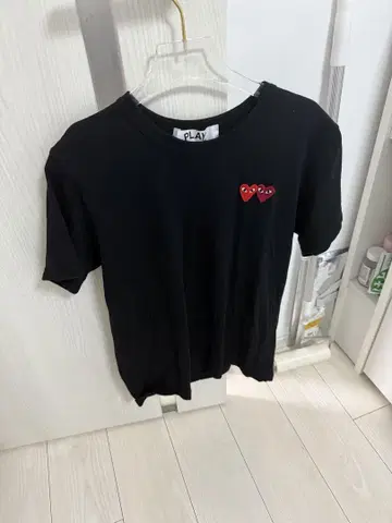 가르송 PLAY 반팔 티셔츠 L 사이즈 블랙 하트 자수