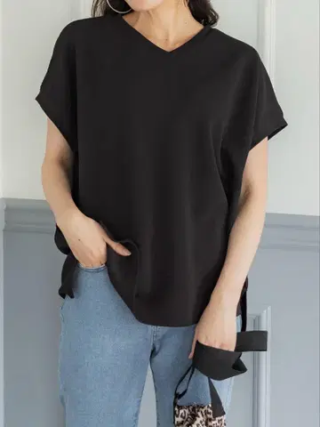 코카 엠보싱 V넥 컷소 블랙 반팔 M 사이즈 티셔츠