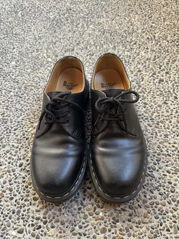 Dr.marten 로우 컷 부츠 3홀
