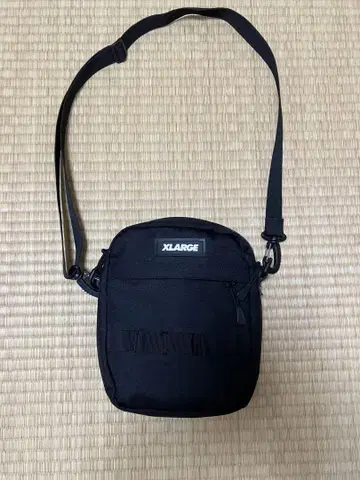 XLARGE 숄더백