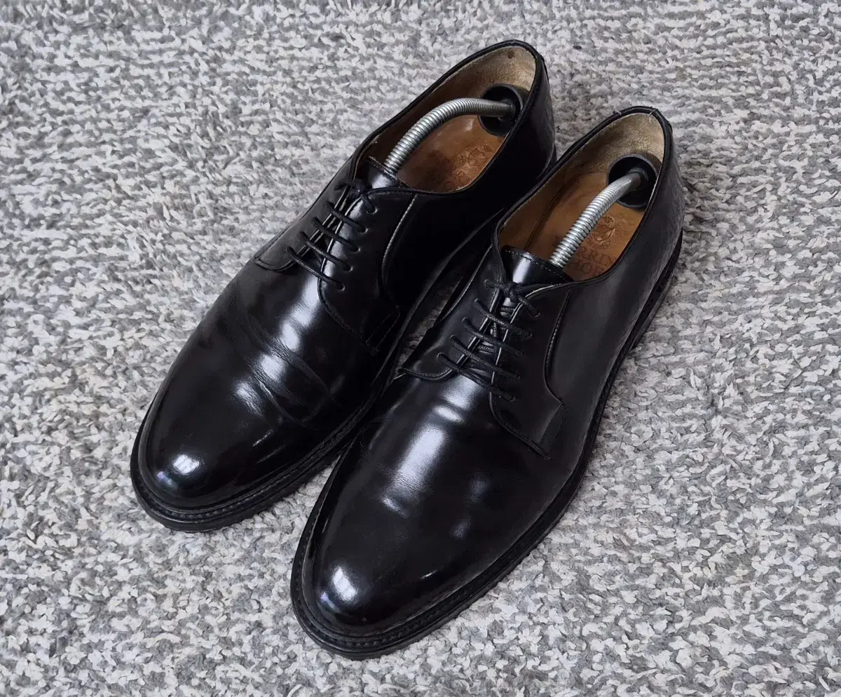 헤링슈 Herringshoe 플레인더비(285)