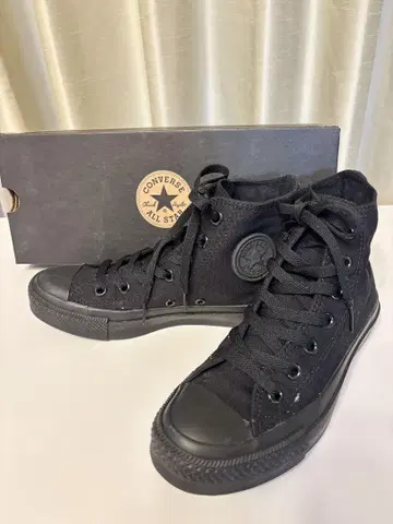 CONVERSE ALL STAR 블랙 하이컷 스니커즈