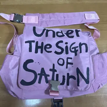 Under The Sign of Saturn 숄더백