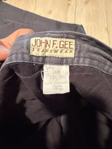 JOHN F.GEE 카고 팬츠
