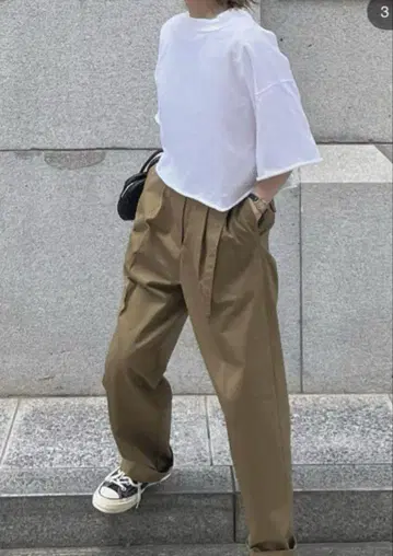 마농 플립 manon fripes URAKE CROPPED TEE