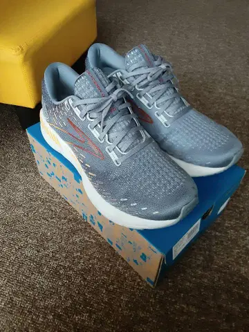 BROOKS 브룩스 글리세린 GTS 20 러닝화
