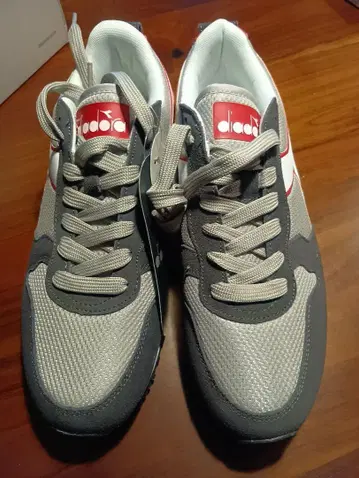 diadora 스니커즈 그레이/화이트/레드